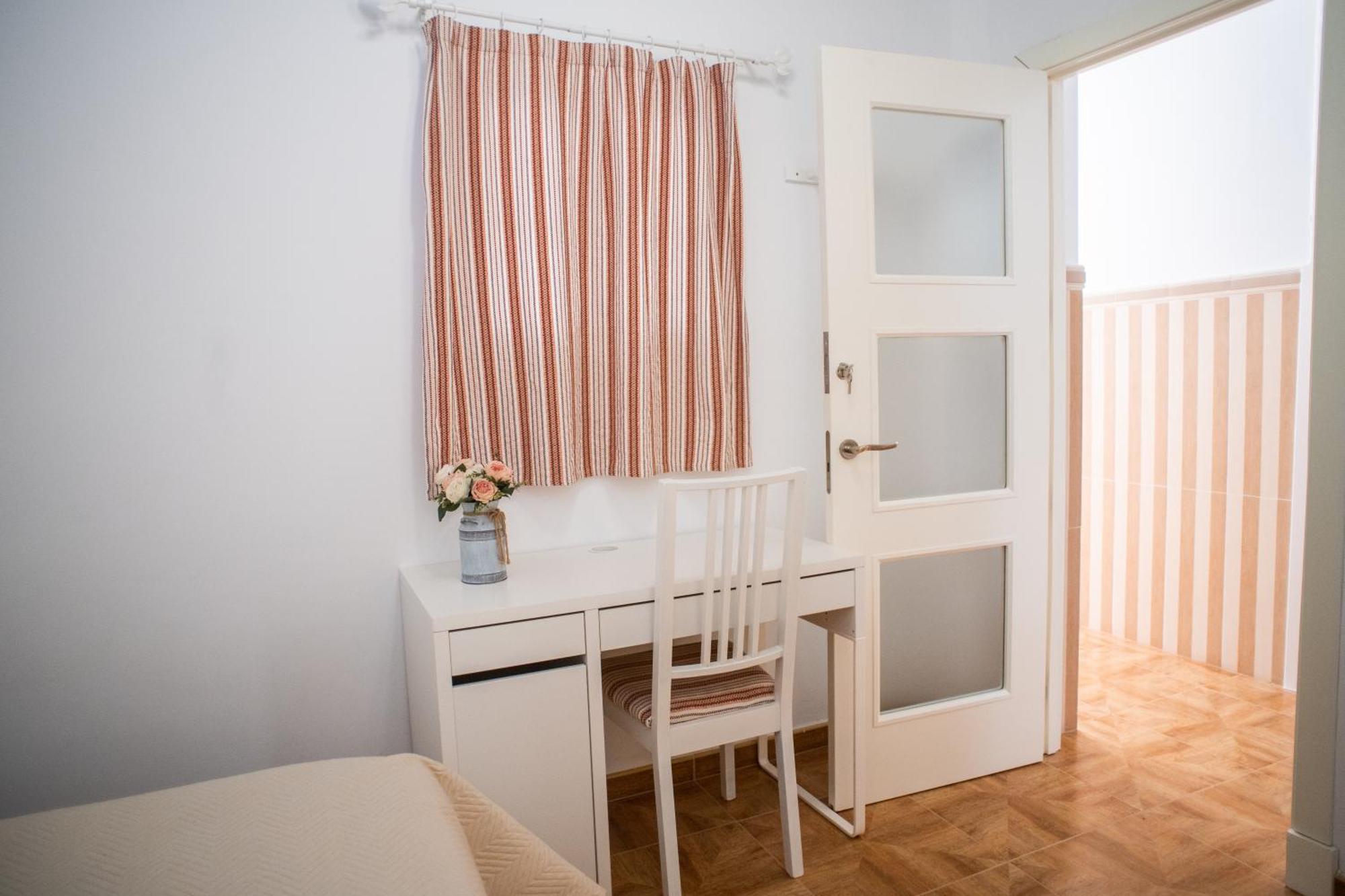 Apartamento Encarnacion Playa Caleta カディス エクステリア 写真